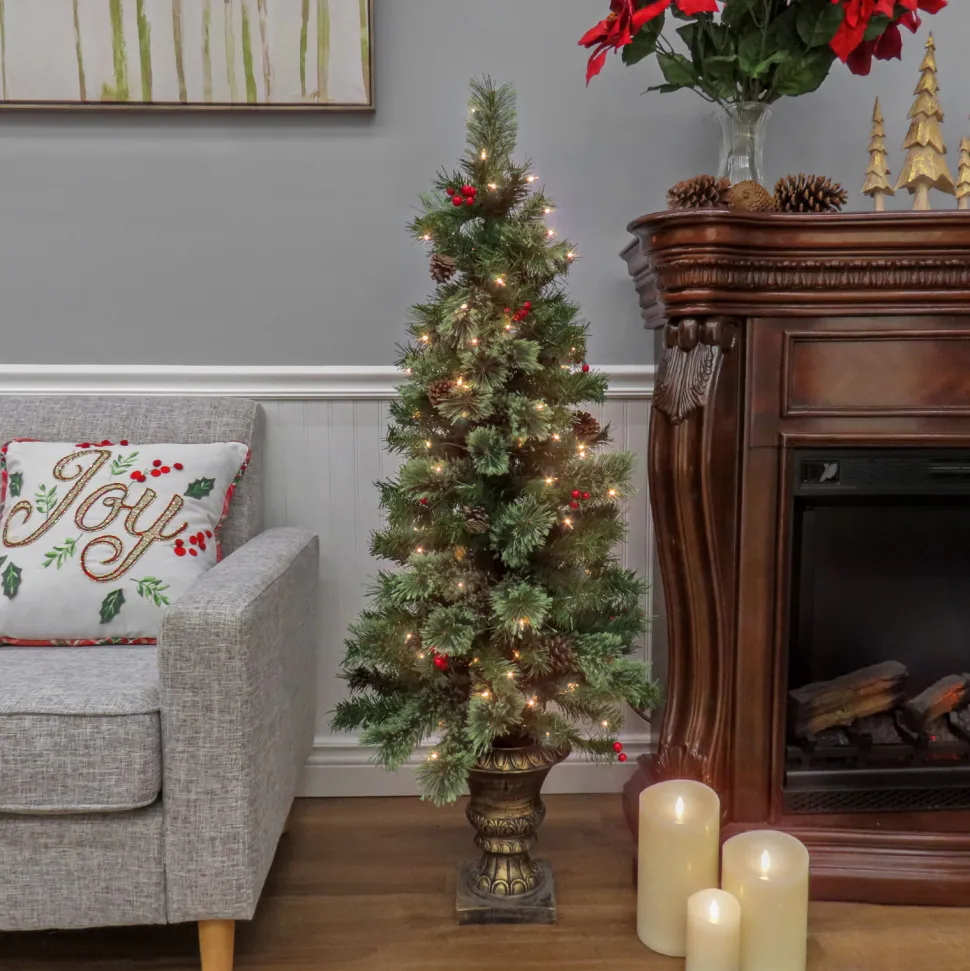 Store The Holiday Aisle 4' 8" H Green Pine Christmas Tree With 100 Lights