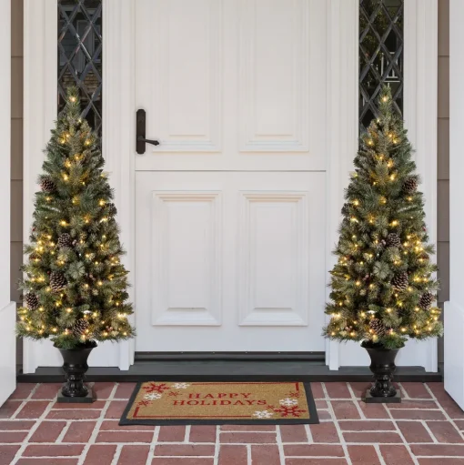 Clearance The Holiday Aisle Green Artificial Christmas Tree With 100 Clear/White Lights