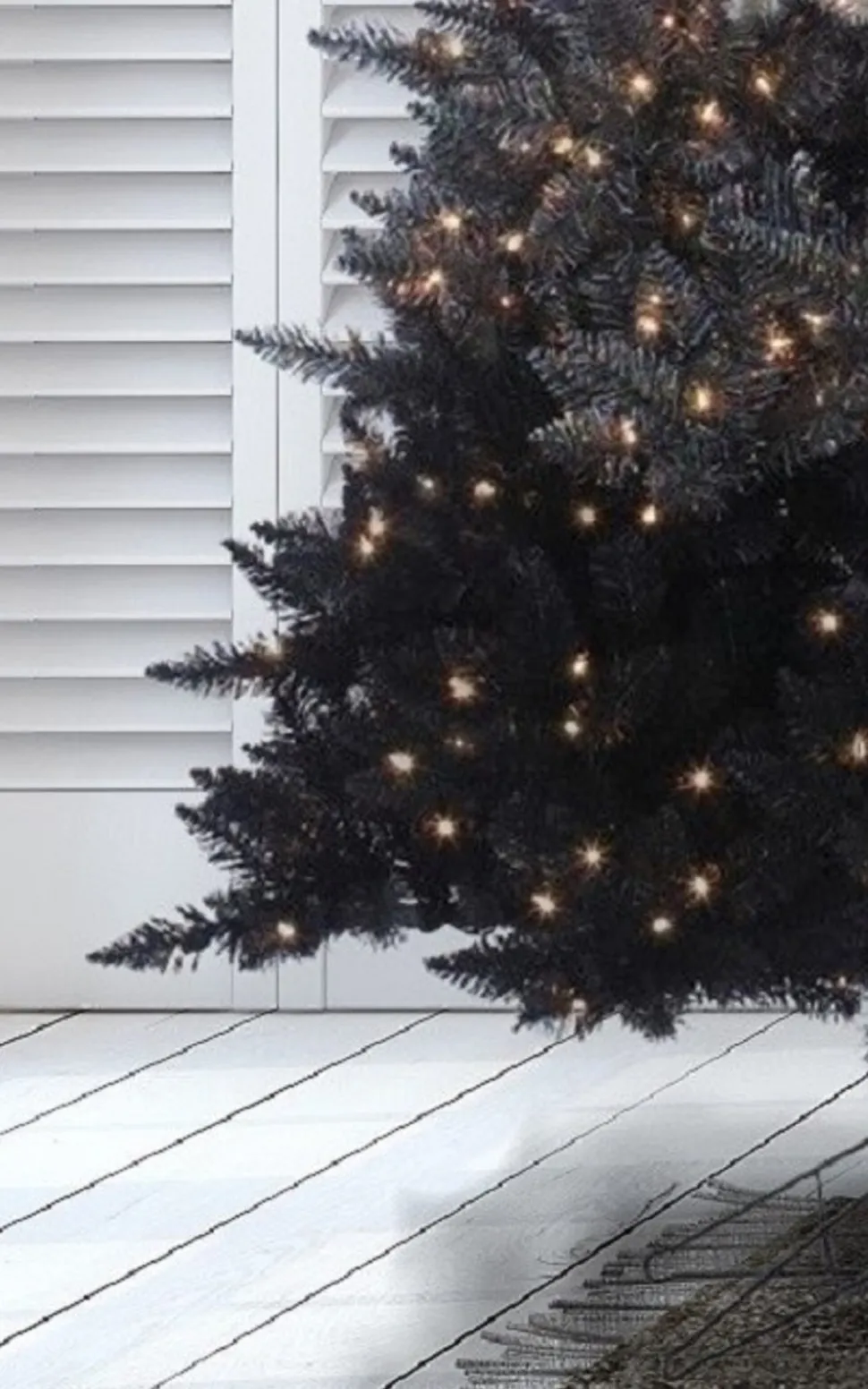 Best Sale The Holiday Aisle Vintage Prelit Ombre 7.5' Black/Gray Spruce Artificial Christmas Tree